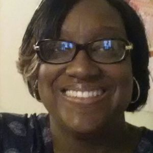 Meet your Posher, Yolanda